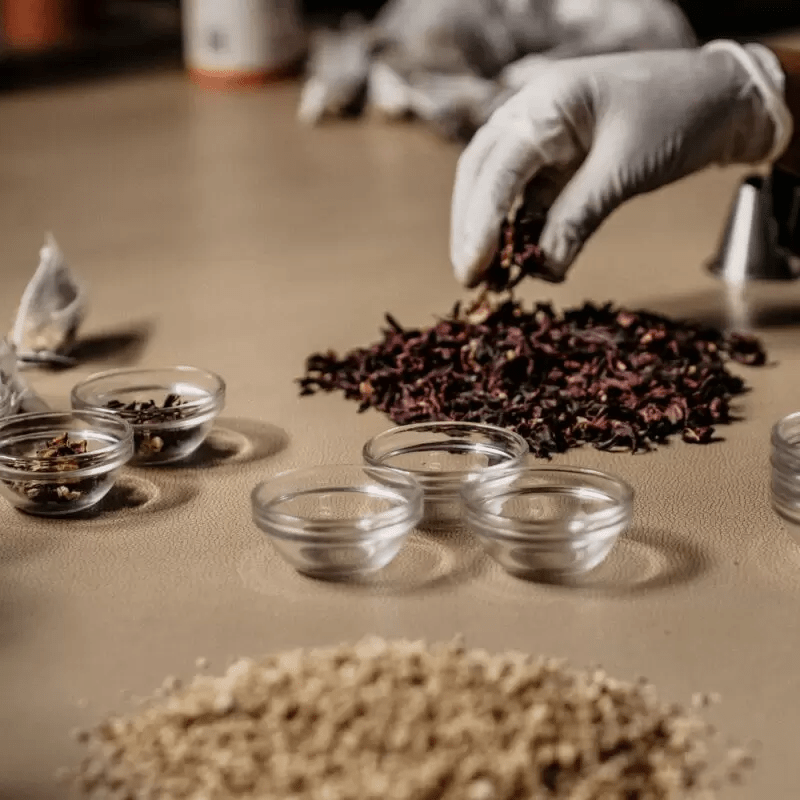 Hibiscus Star - Kazi Yetu